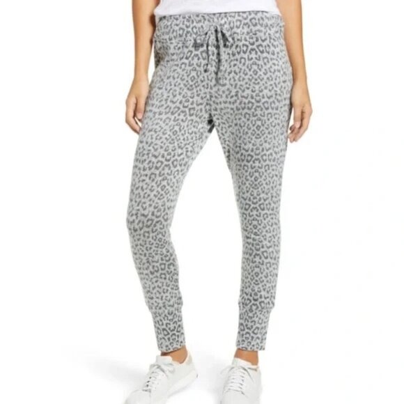 BOBEAU White Snow Leopard Soft Knit Drawstring Joggers Pockets Gray Black Small - Picture 1 of 7